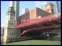 Chicago Architecture Foundation Boat Tour 72 - Chicago Riverwalk